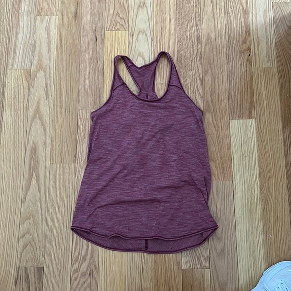 Pink tank - Picture 1 of 2